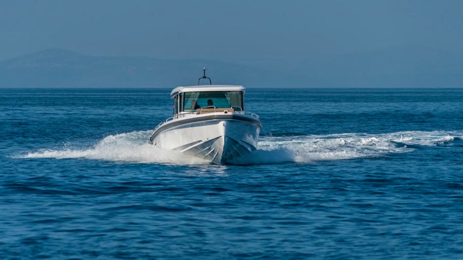 axopar-speedboat-charter-dubrovnik-hvar-014.jpg